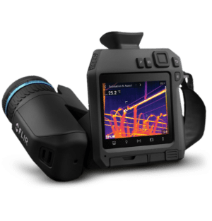 A FLIR T840 with infrared capabilities and a camera attached for infrared training purposes.